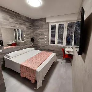 2* Hotel Pontenuovo Di Macyszyn Fabio